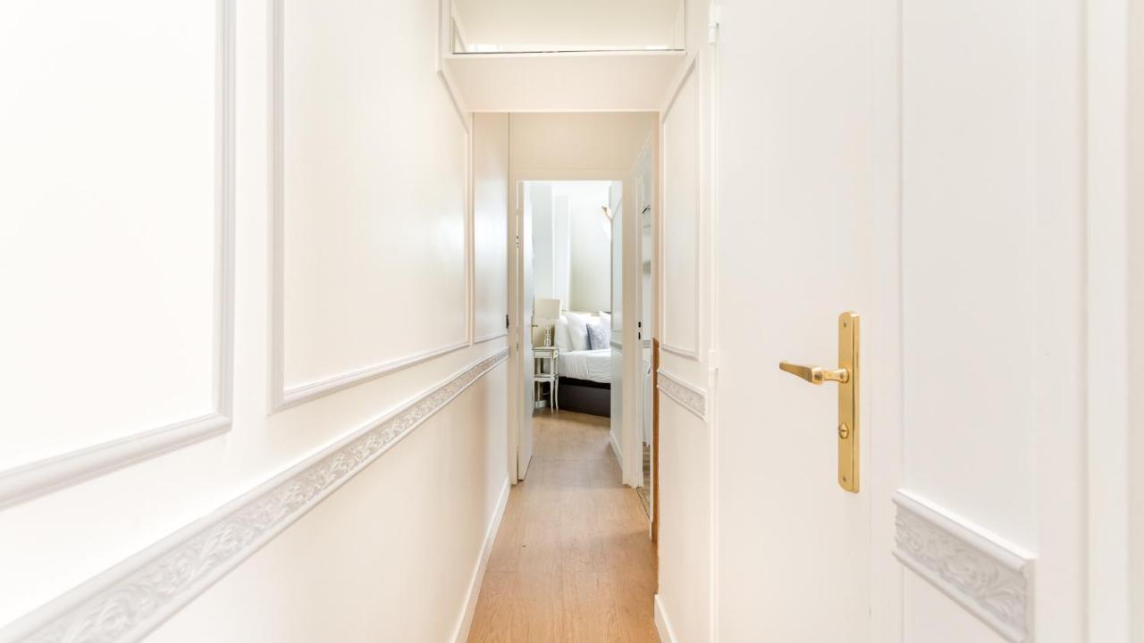 Luxury 2 Bedroom Duplex - Beautiful Monument View Appartement Paris