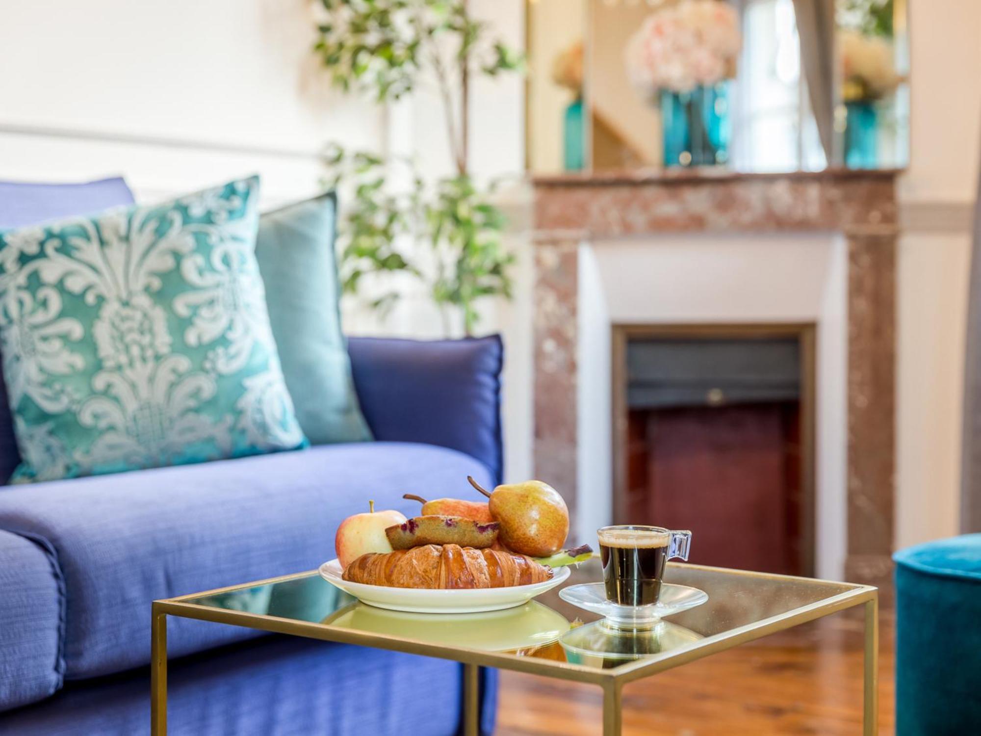 Luxury 2 Bedroom Duplex - Beautiful Monument View Appartement Paris